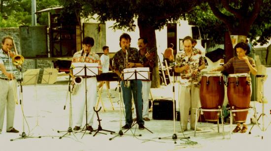 Banda tropical 1995021
